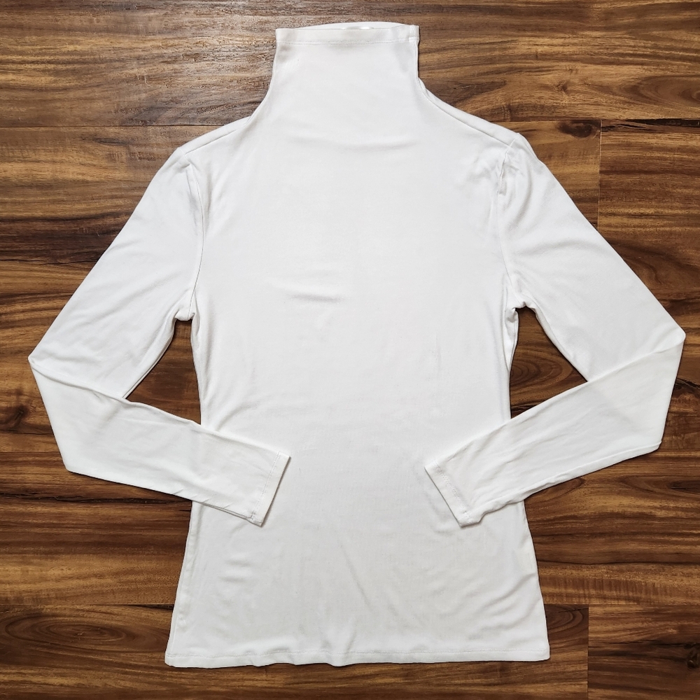 April Mock/ Turtleneck White Shirt Size Small